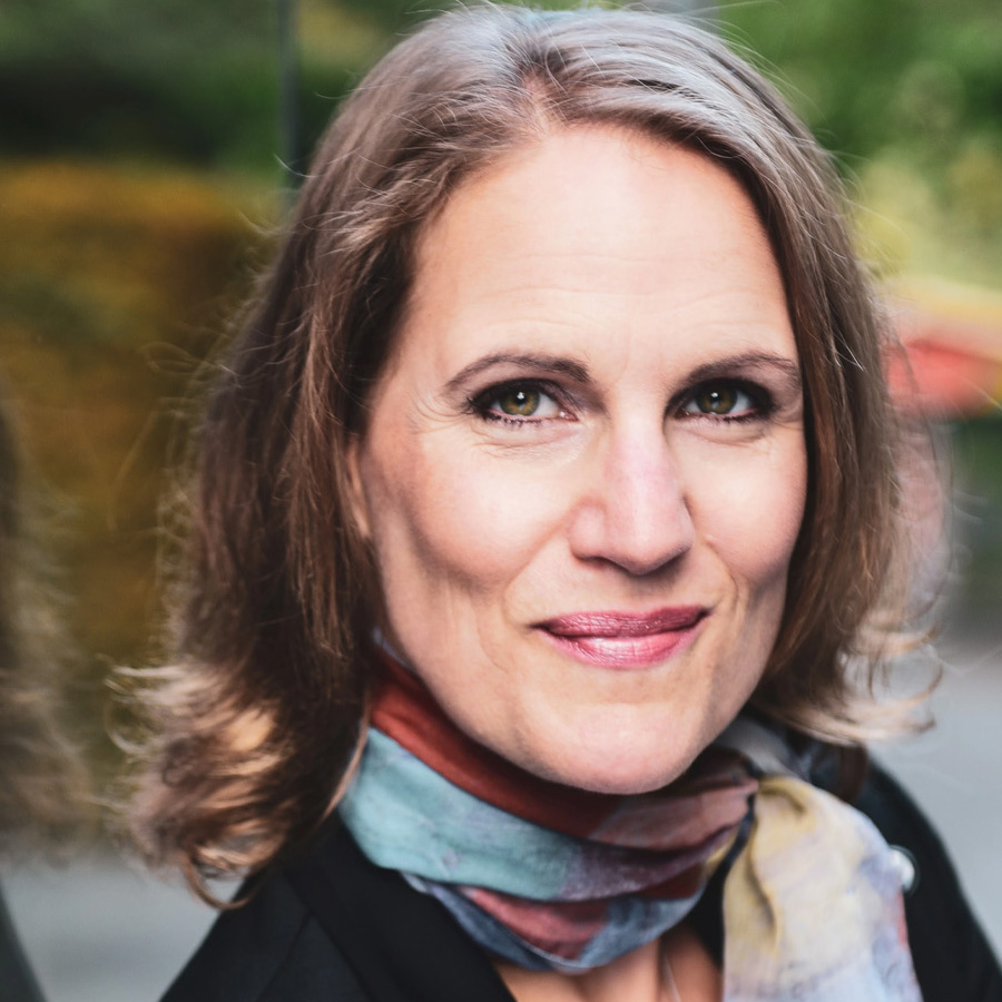 Nicole Dienemann Coach